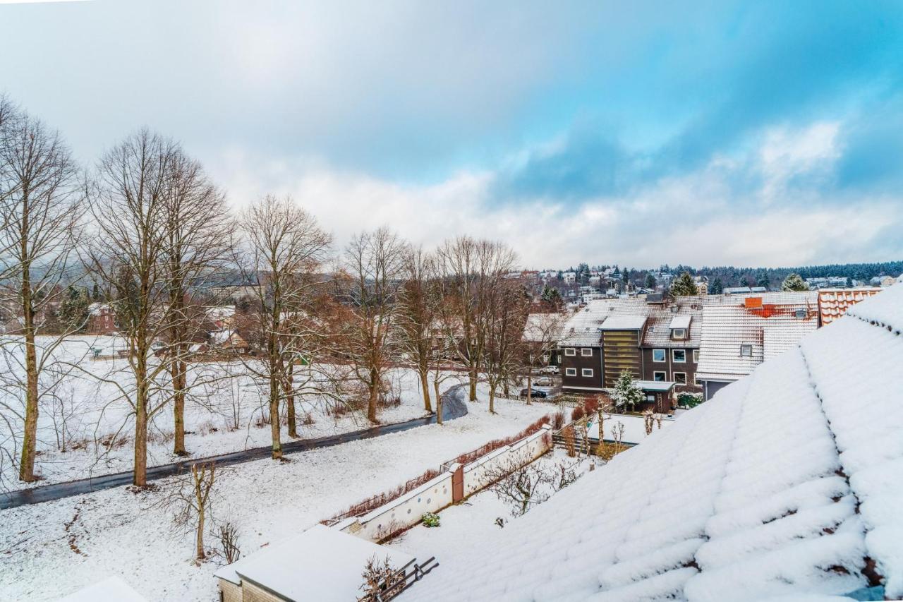 Grosse - Boxspring - Rodelwiese - Balkon - 4 Personen Apartment